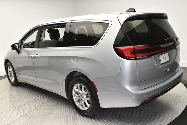 2024 Chrysler Pacifica Touring L FWD - 22940188 - 6