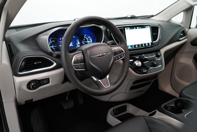 2024 Chrysler Pacifica Hybrid Select - 23077715 - 13