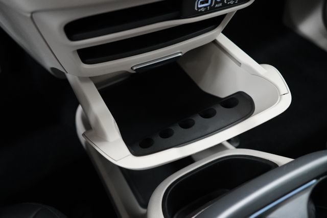 2024 Chrysler Pacifica Hybrid Select - 23077715 - 36