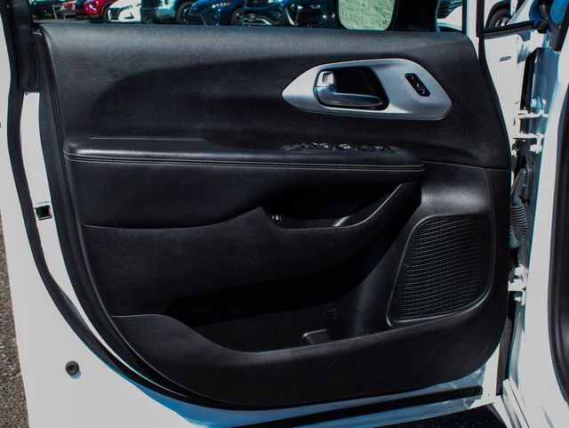 2024 Chrysler Pacifica Hybrid Select S Appearance - 23077047 - 7