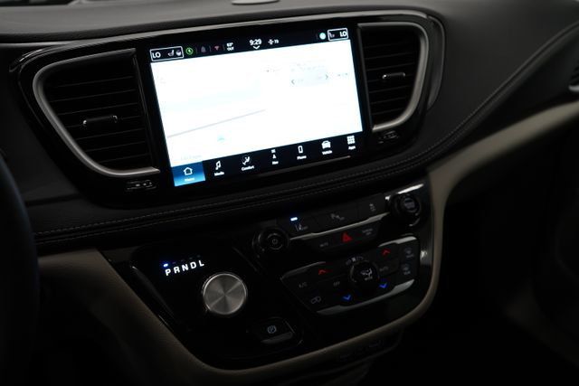 2024 Chrysler Pacifica Plug-In Hybrid Select - 23077715 - 24