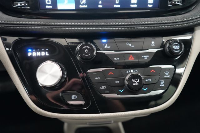 2024 Chrysler Pacifica Plug-In Hybrid Select - 23077715 - 33