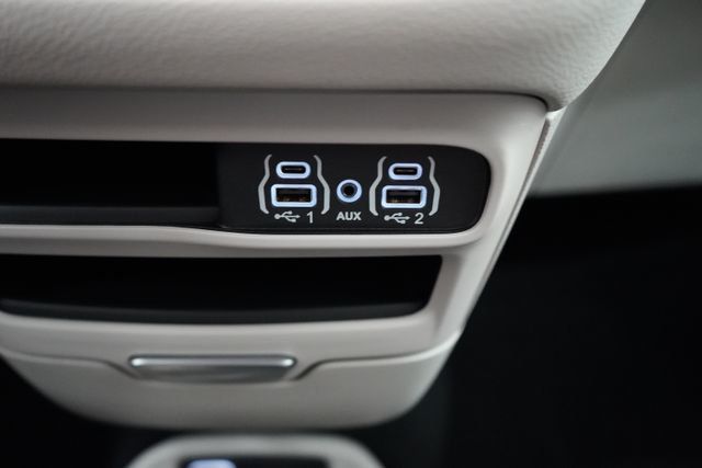 2024 Chrysler Pacifica Plug-In Hybrid Select - 23077715 - 35