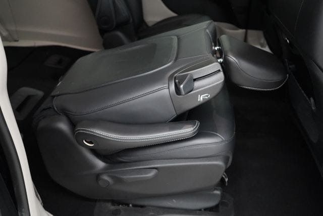 2024 Chrysler Pacifica Plug-In Hybrid Select - 23077715 - 45