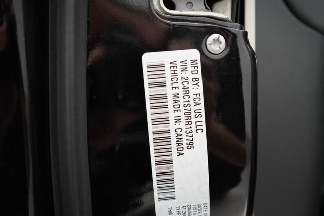 2024 Chrysler Pacifica Plug-In Hybrid Select - 23077715 - 60