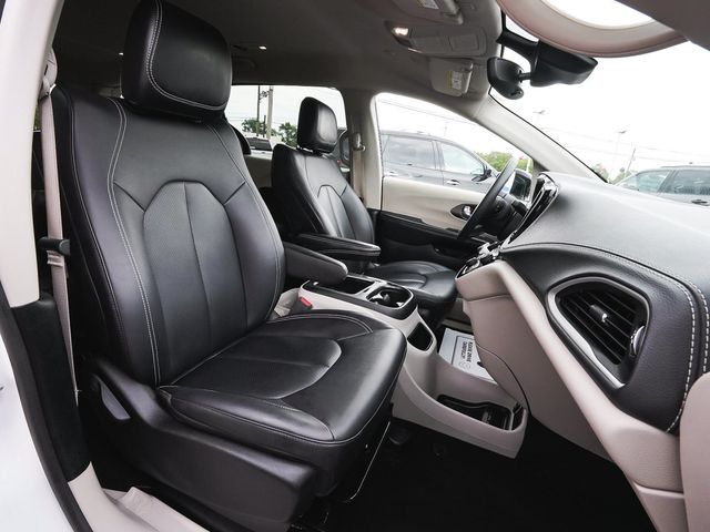2024 Chrysler Pacifica Plug-In Hybrid Select - 23077961 - 41