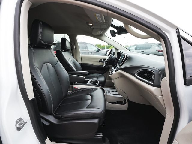 2024 Chrysler Pacifica Plug-In Hybrid Select - 23077961 - 42