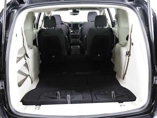 2024 Chrysler Voyager LX - 22942502 - 18