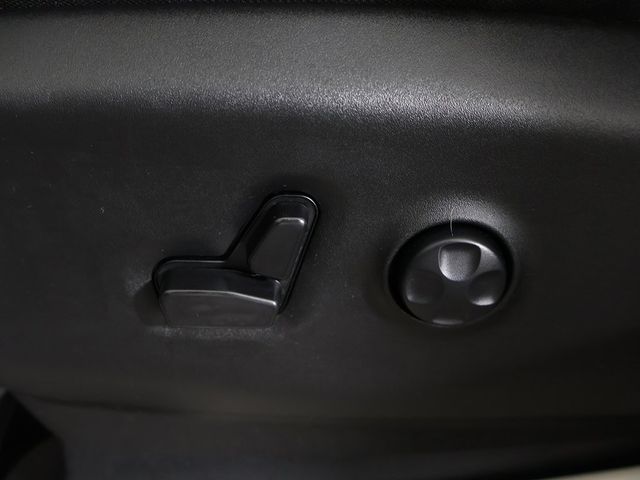 2024 Chrysler Voyager LX - 22942502 - 30