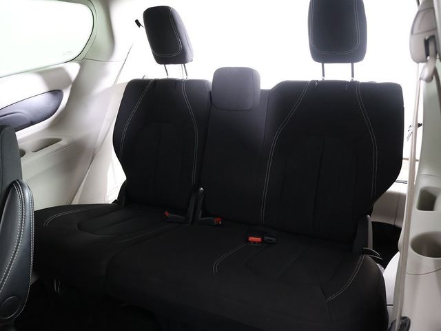 2024 Chrysler Voyager LX - 22942502 - 33