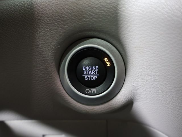 2024 Chrysler Voyager LX - 22942502 - 39