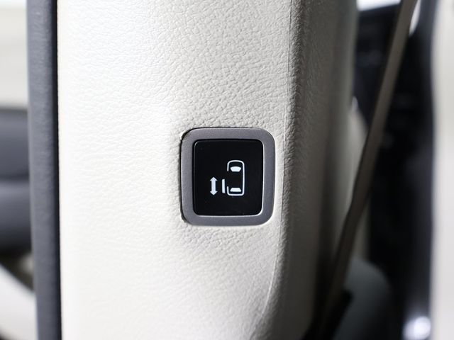 2024 Chrysler Voyager LX - 22942502 - 53