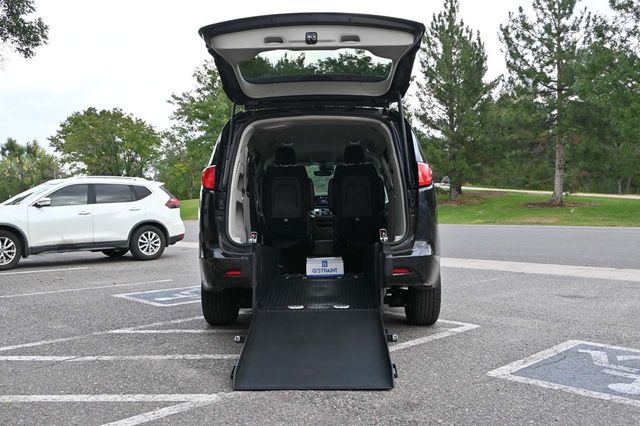 2024 Chrysler Voyager LX Mobility Handicap Van - 22909620 - 17