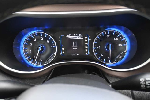 2024 Chrysler Voyager LX Mobility Handicap Van - 22909620 - 31