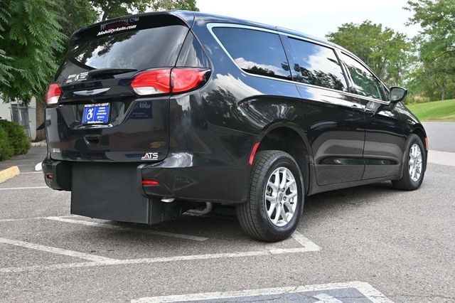 2024 Chrysler Voyager LX Mobility Handicap Van - 22909620 - 5