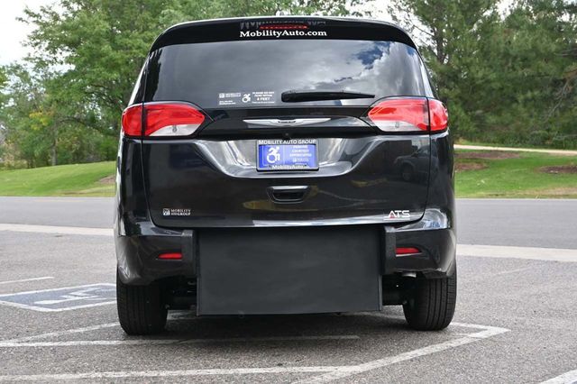 2024 Chrysler Voyager LX Mobility Handicap Van - 22909620 - 6