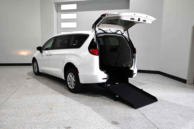 2024 Chrysler Voyager LX Mobility Handicap Van - 23020013 - 1