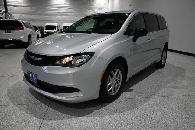 2024 Chrysler Voyager LX Mobility Handicap Van - 23022812 - 9