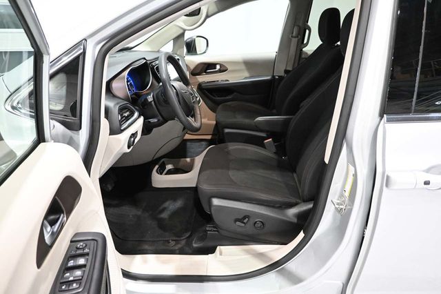2024 Chrysler Voyager LX Mobility Handicap Van - 23022812 - 12