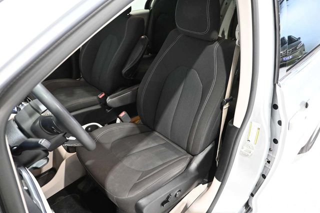 2024 Chrysler Voyager LX Mobility Handicap Van - 23022812 - 13