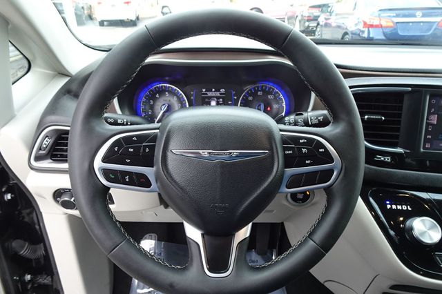 2024 Chrysler Voyager Voyager LX - 22949188 - 18