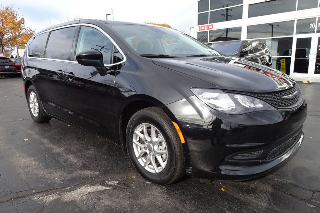 2024 Chrysler Voyager LX photo 2