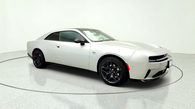 2024 Dodge Charger Daytona R/T AWD w/ Plus Group, Sun & Sound Pkg & Blacktop Package - 23034715 - 2