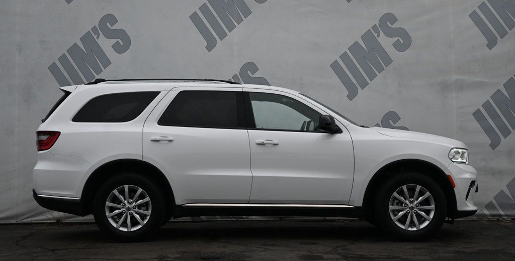 2024 Dodge Durango SXT photo 3