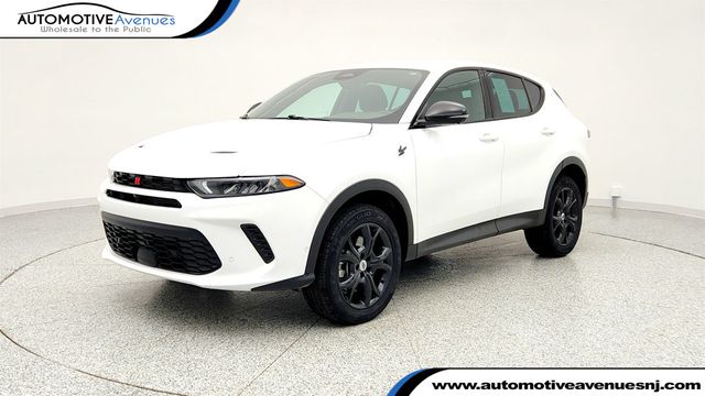 2024 Dodge Hornet GT AWD with Tech Pack, Blacktop Package & Cold Weather Group - 22965626 - 0