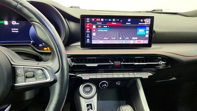 2024 Dodge Hornet GT AWD with Tech Pack, Blacktop Package & Cold Weather Group - 22965626 - 16