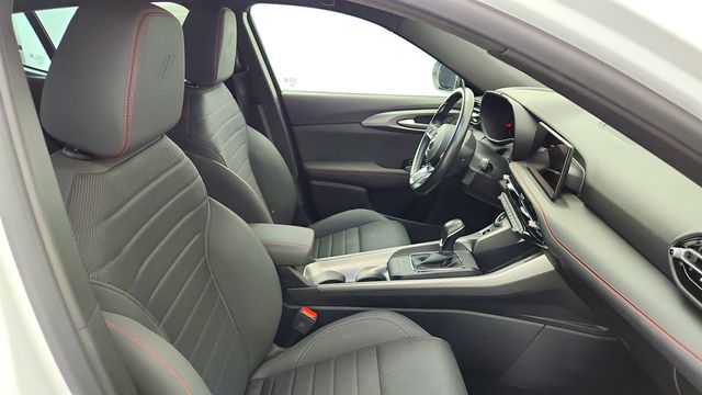 2024 Dodge Hornet GT AWD with Tech Pack, Blacktop Package & Cold Weather Group - 22965626 - 21