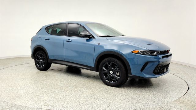 2024 Dodge Hornet GT AWD w/ Tech Pack, Blacktop Pkg & Cold Weather Group - 23028842 - 2