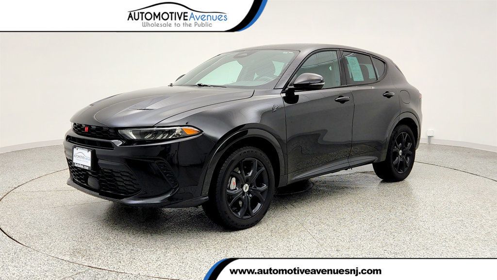 2024 Dodge Hornet R/T EAWD (PHEV w/ Blacktop Package & Digital Instrument Cluster - 22998948 | Video 1