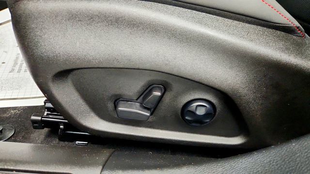 2024 Dodge Hornet R/T EAWD (PHEV w/ Blacktop Package & Digital Instrument Cluster - 22998948 - 10