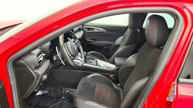 2024 Dodge Hornet R/T eAWD w/ Blacktop & Track Pack - 23091258 - 18