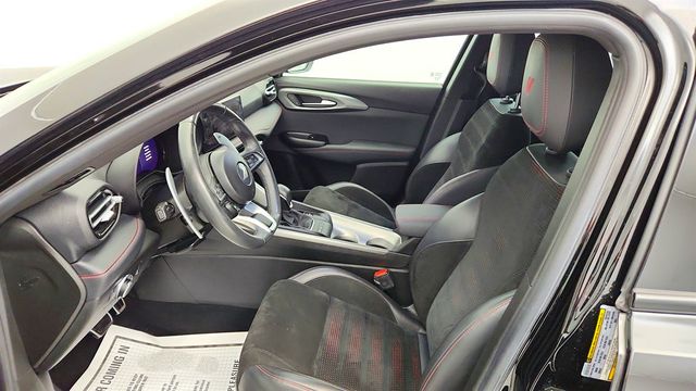 2024 Dodge Hornet R/T EAWD w/ Blacktop + Track Pack Bundle - 23022443 - 17