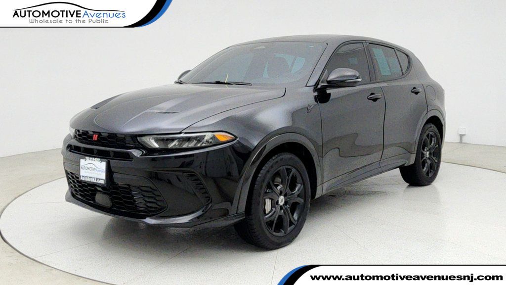 2024 Dodge Hornet R/T EAWD with Blacktop Package - 22951844 | Video 1