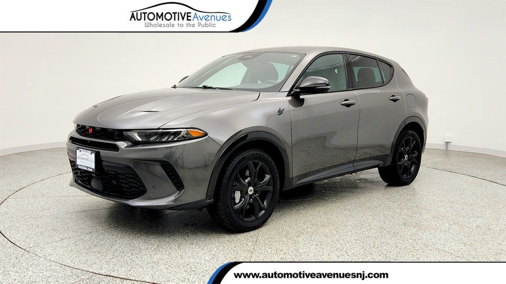 2024 Dodge Hornet R/T EAWD with Tech Pack and Blacktop Package - 23010753 | Video 1