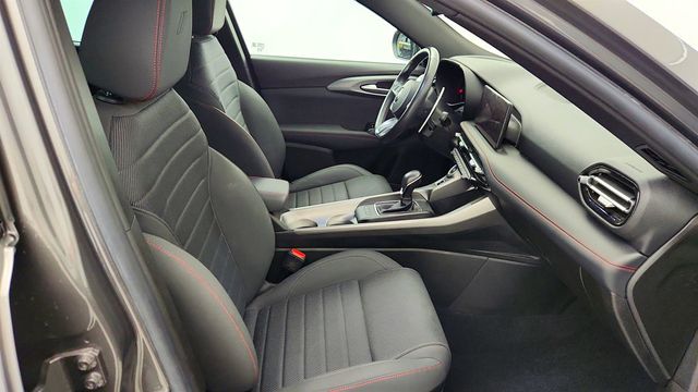 2024 Dodge Hornet R/T EAWD with Tech Pack and Blacktop Package - 23010753 - 23