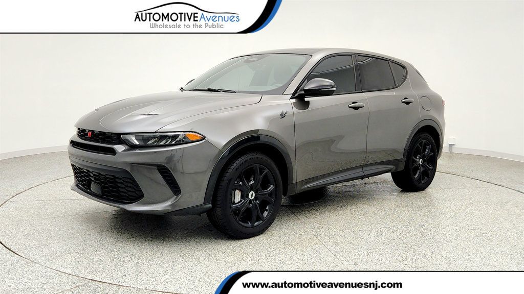 2024 Dodge Hornet R/T Plus EAWD *Ltd Avail* w/ Blacktop Package - 23006859 | Video 1