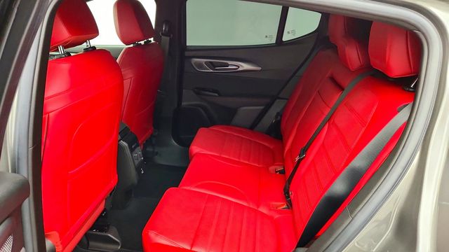 2024 Dodge Hornet R/T Plus EAWD *Ltd Avail* w/ Blacktop Package & Red Leather - 23089772 - 21