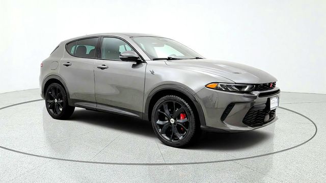 2024 Dodge Hornet R/T Plus EAWD *Ltd Avail* w/ Blacktop & Track Pack Bundle - 23088227 - 2