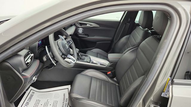 2024 Dodge Hornet R/T Plus EAWD *Ltd Avail* with Blacktop Package - 22950732 - 20