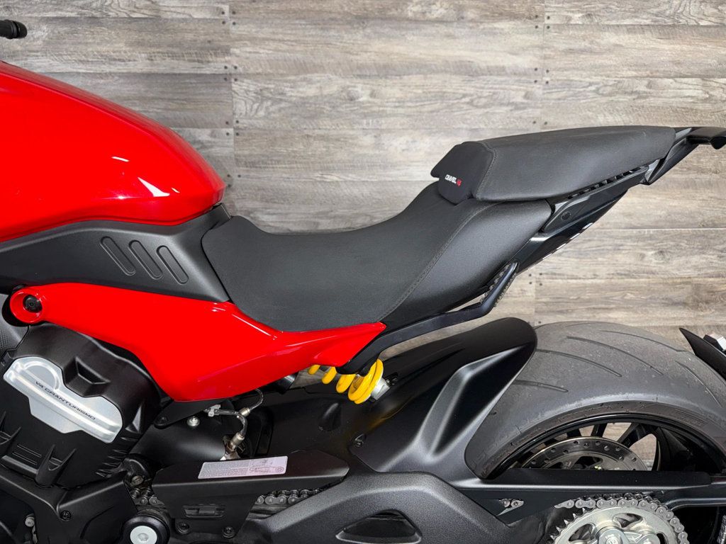2024 Ducati Diavel V4 SUPER CLEAN! - 22994293 - 12