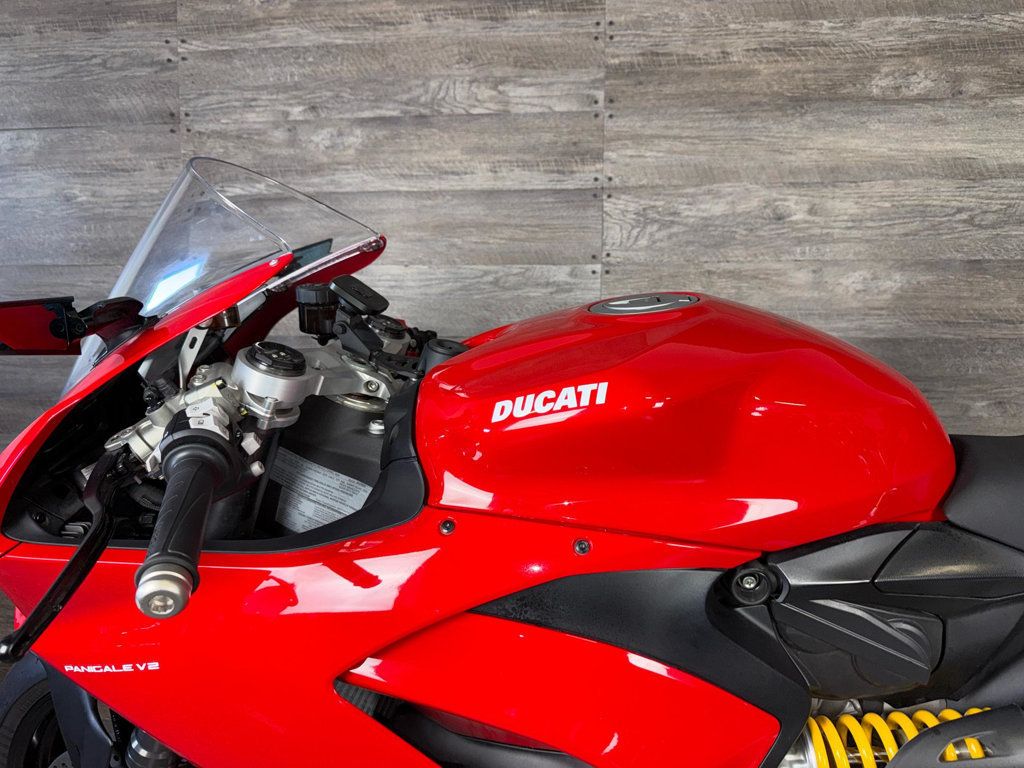 2024 Ducati Panigale V2 LIKE NEW! - 23001591 - 11
