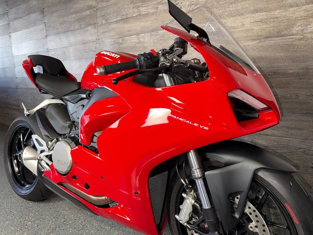 2024 Ducati Panigale V2 LIKE NEW! - 23001591 - 1