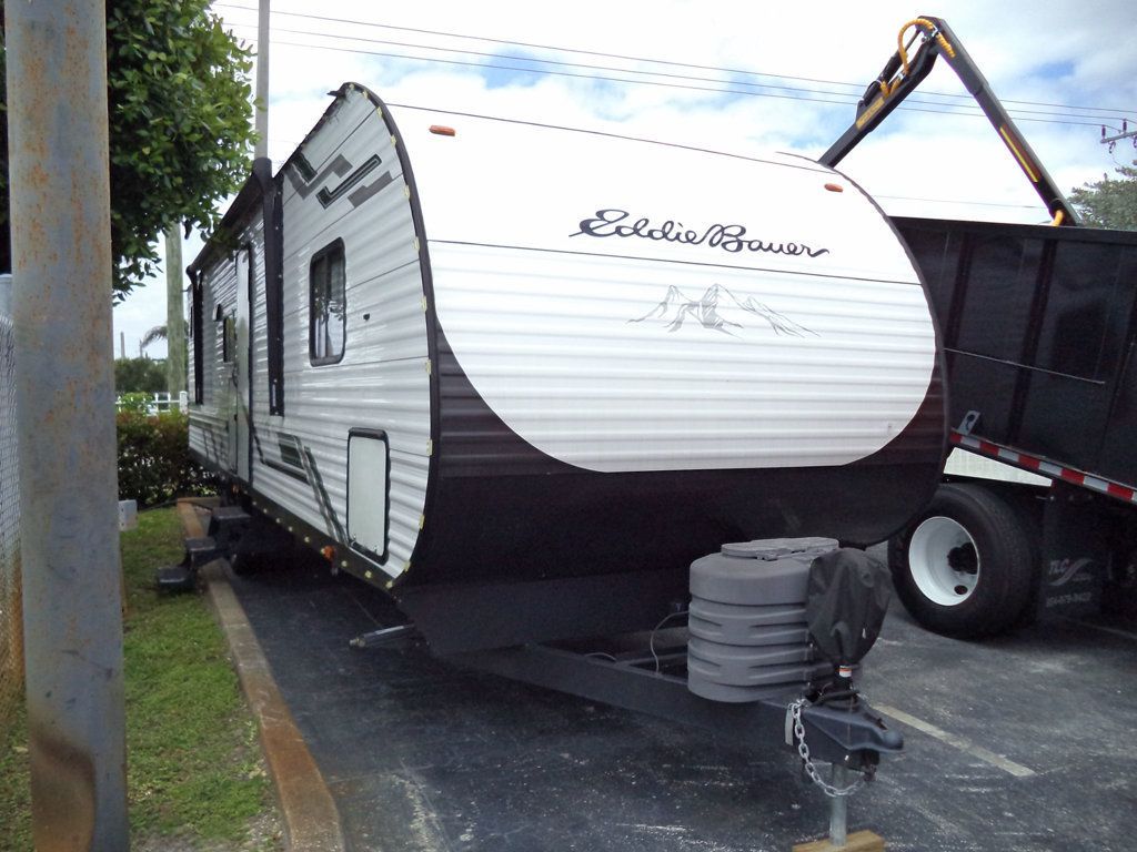 2024 EDDIE BAUER EBS 322BH 37FT BUMER PULL RV TRAILER W/ SLIDE OUT - 23015895 - 1