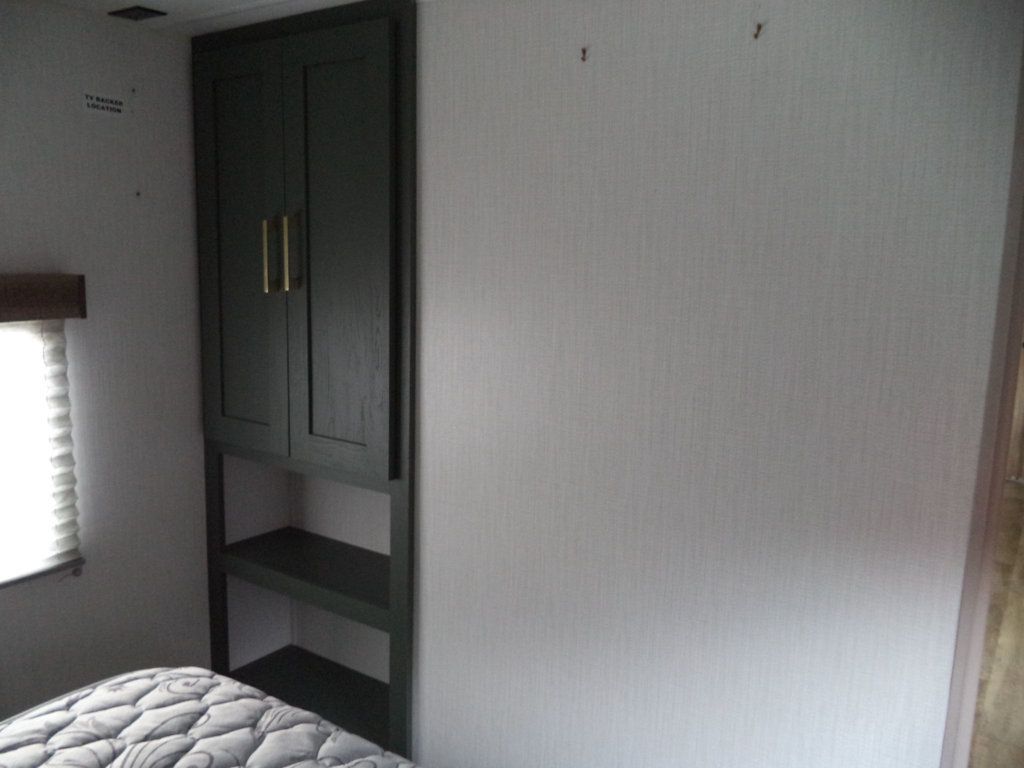 2024 EDDIE BAUER EBS 322BH 37FT BUMER PULL RV TRAILER W/ SLIDE OUT - 23015895 - 30