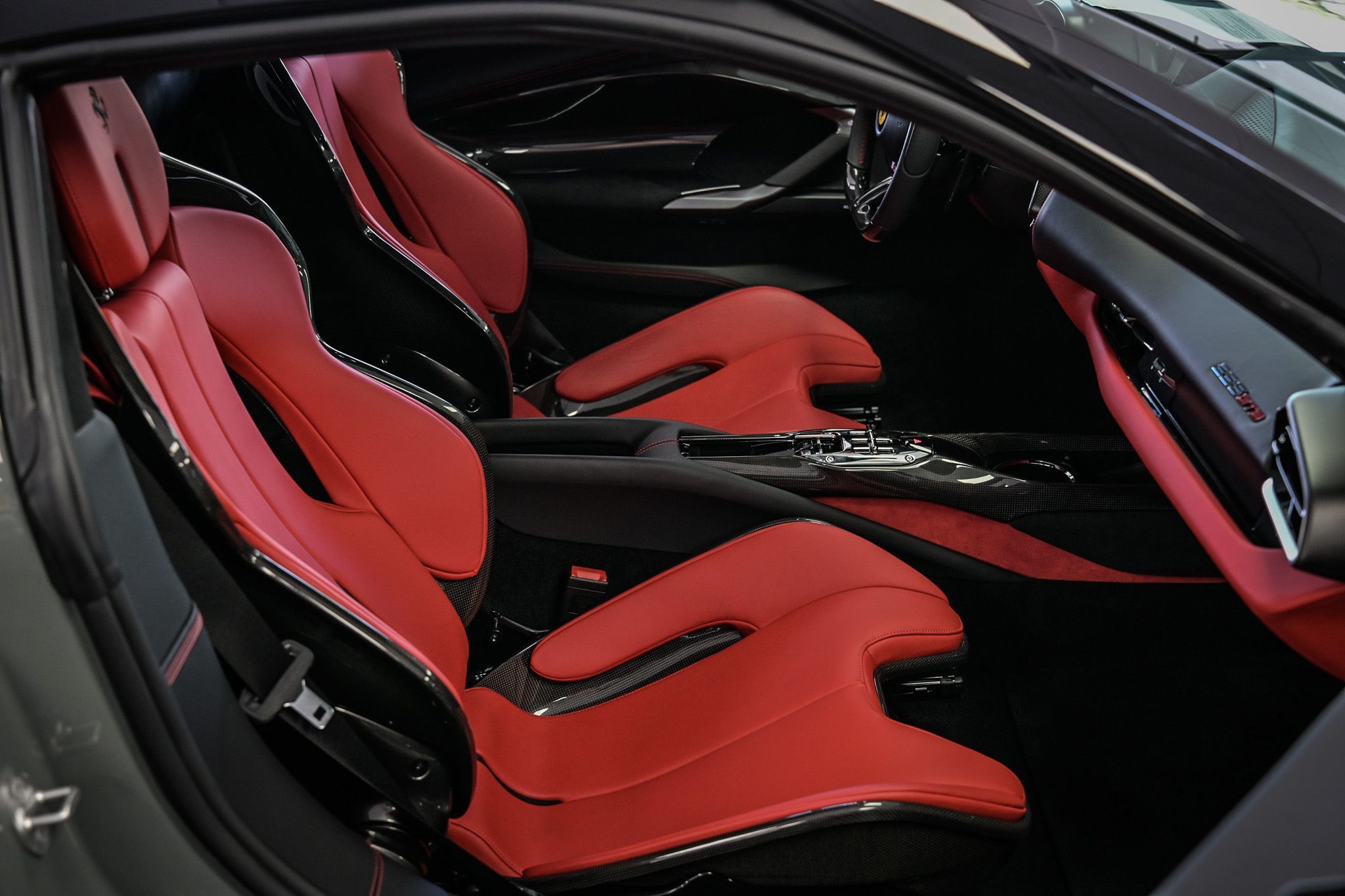2024 Ferrari 296 GTB photo 26