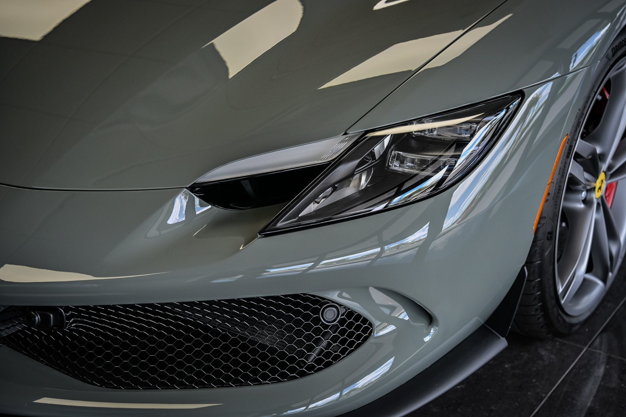 2024 Ferrari 296 GTB photo 3